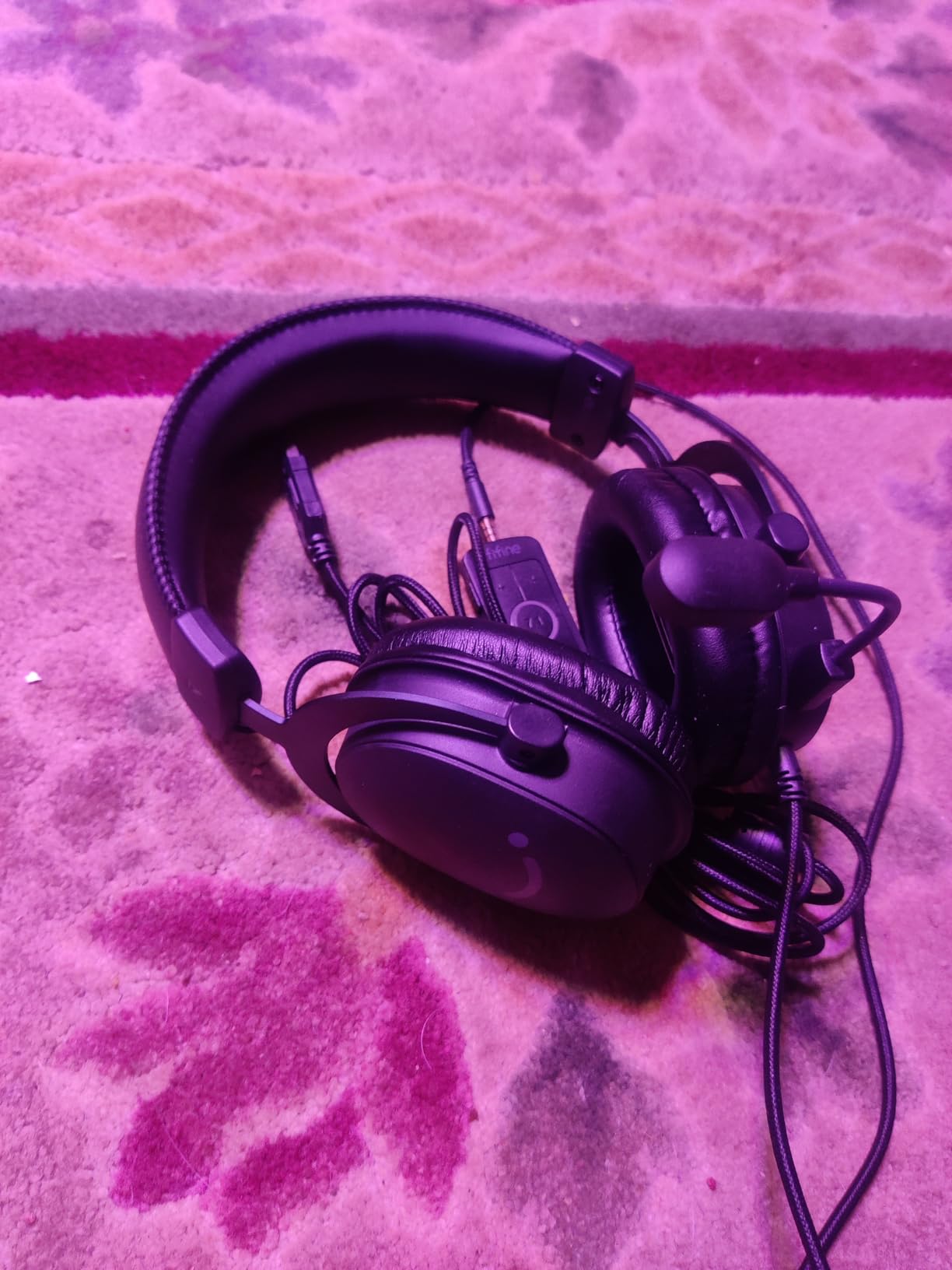 FIFINE H9 Wired Gaming Headset with Microphone, 3.5mm and USB Connectivity customer photo 2