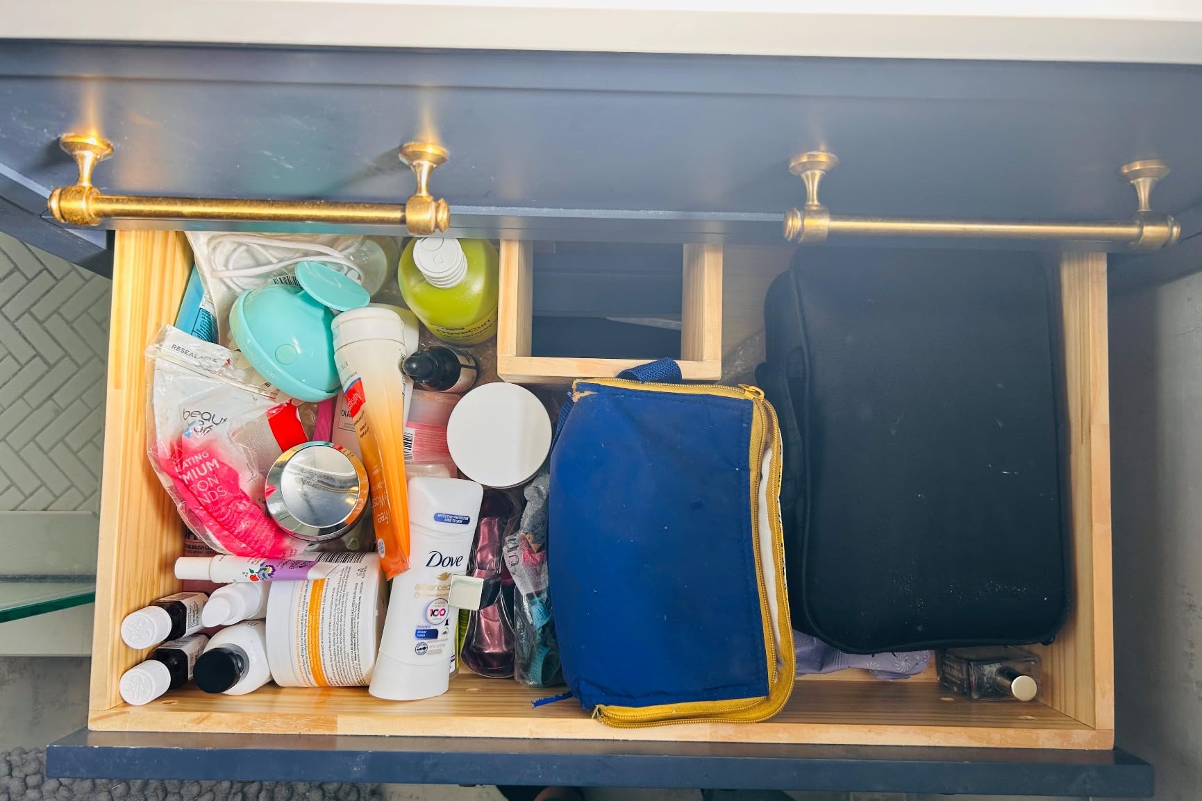 CHANCETSUI 11-Piece Stackable Drawer Organizer Set, Multi-size Desk Drawer Organizer Trays Vanity Storage Bins for Storing Makeup, Stationery, Utensils in Bathroom Dresser, Office and Kitchen customer photo 1