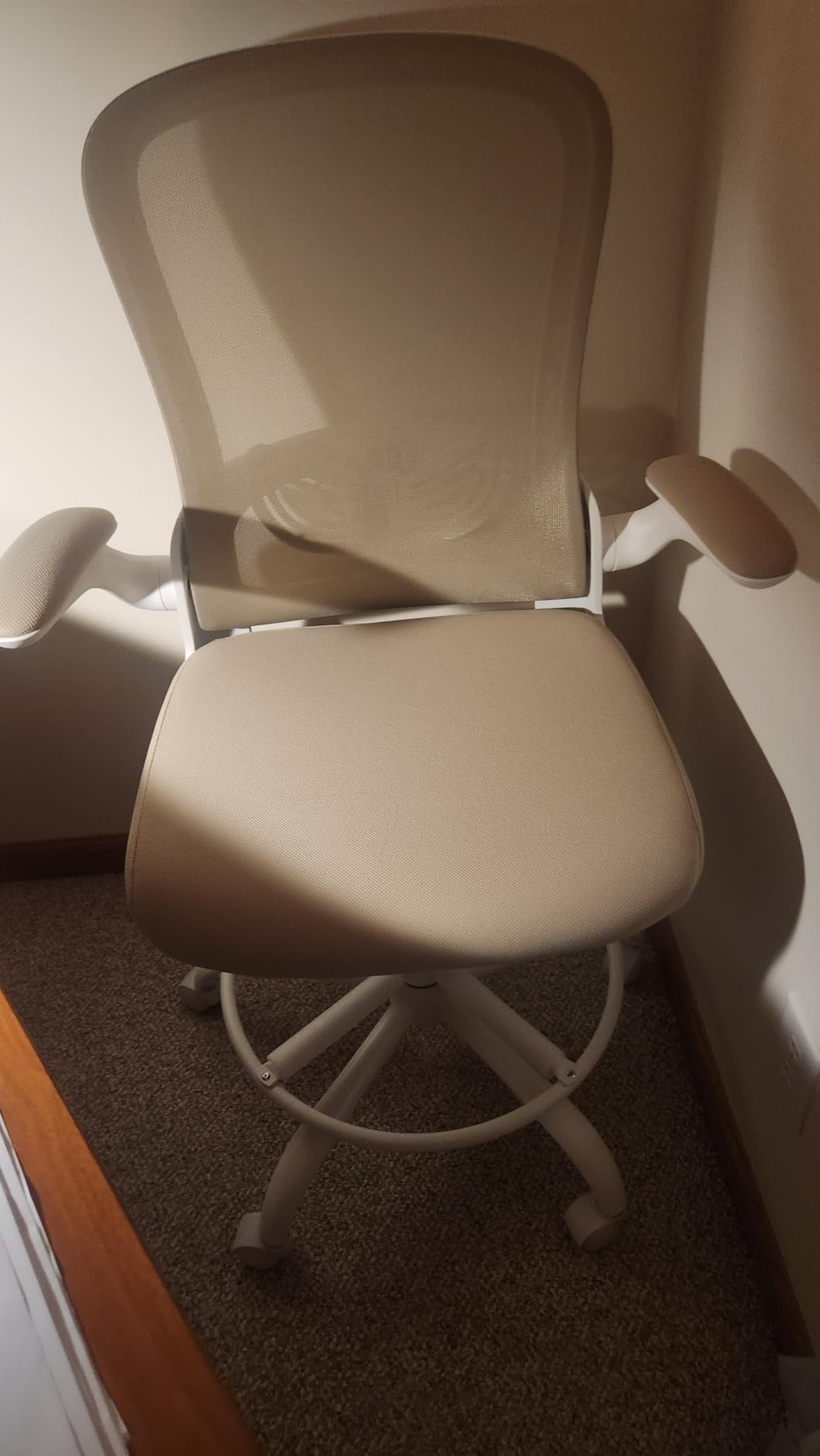 ErGear Drafting Chair with Footrest Ring and Flip-Up Arms for Tall Desks customer photo 2