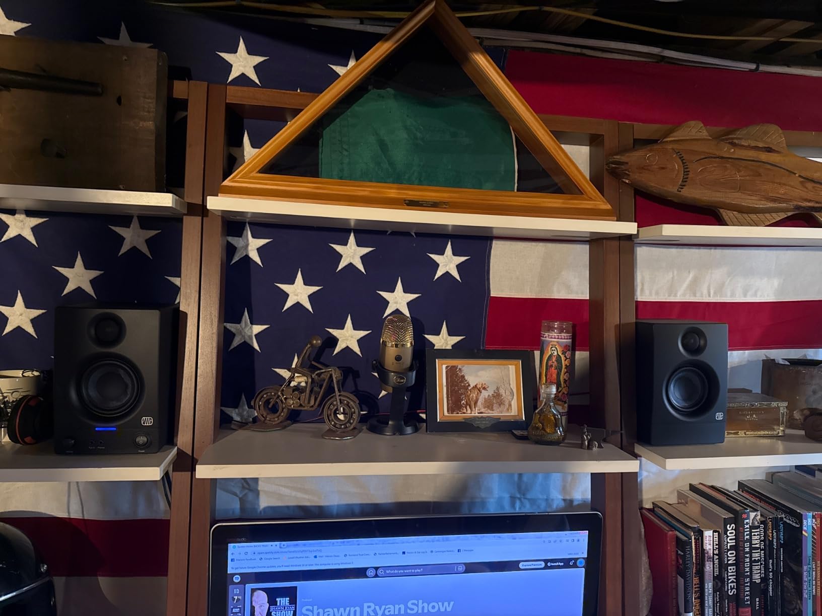 PreSonus Eris 3.5 Powered Studio Monitors, Pair — 3.5” Active Near customer photo 1