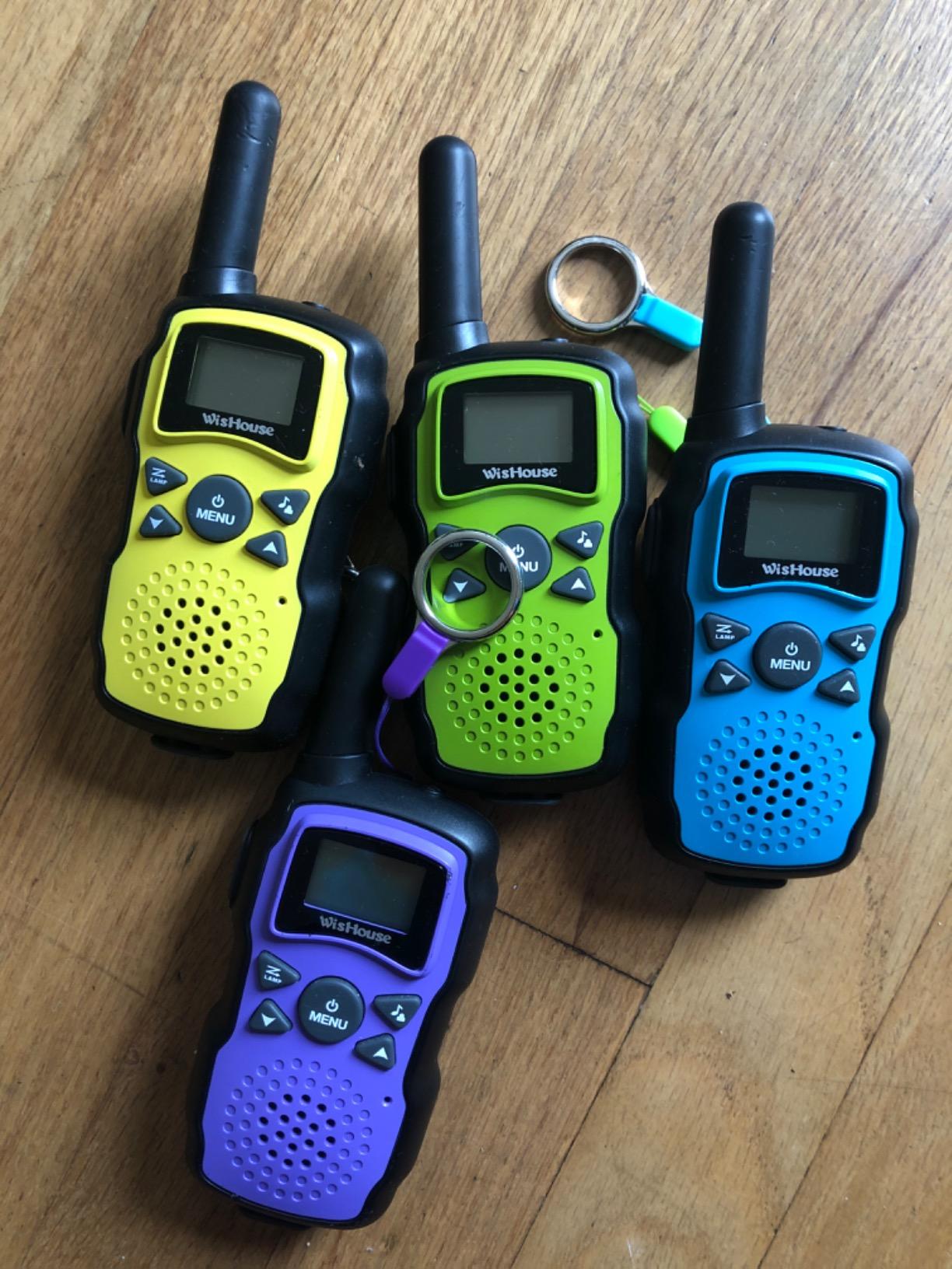 Wishouse Walkie Talkies Rechargeable for Kids Adults Long Range,Xmas Birthday Gift for Boys Girls 3 4 5 6 7 8 9 10 Year Old,Hiking Camping Gear Games Ideas Toys with Flashlight,VOX,Easy to Use 4 Pack customer photo 2
