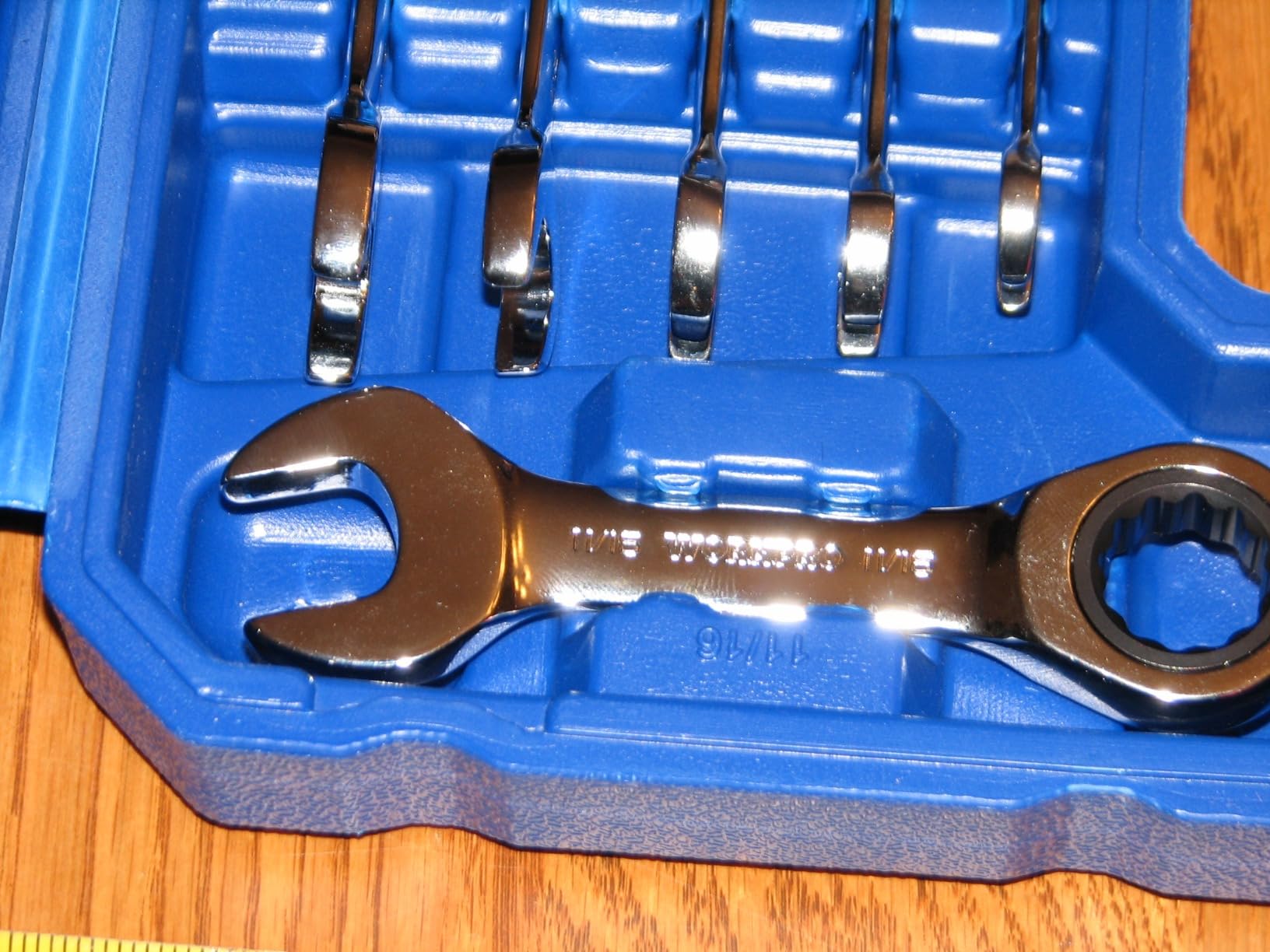 WORKPRO 14-Piece Ratcheting Combination Stubby Wrench Set, 72 Teeth, Combo Ratchet Wrenches Set with Organizer Box, SAE 3/8-3/4
