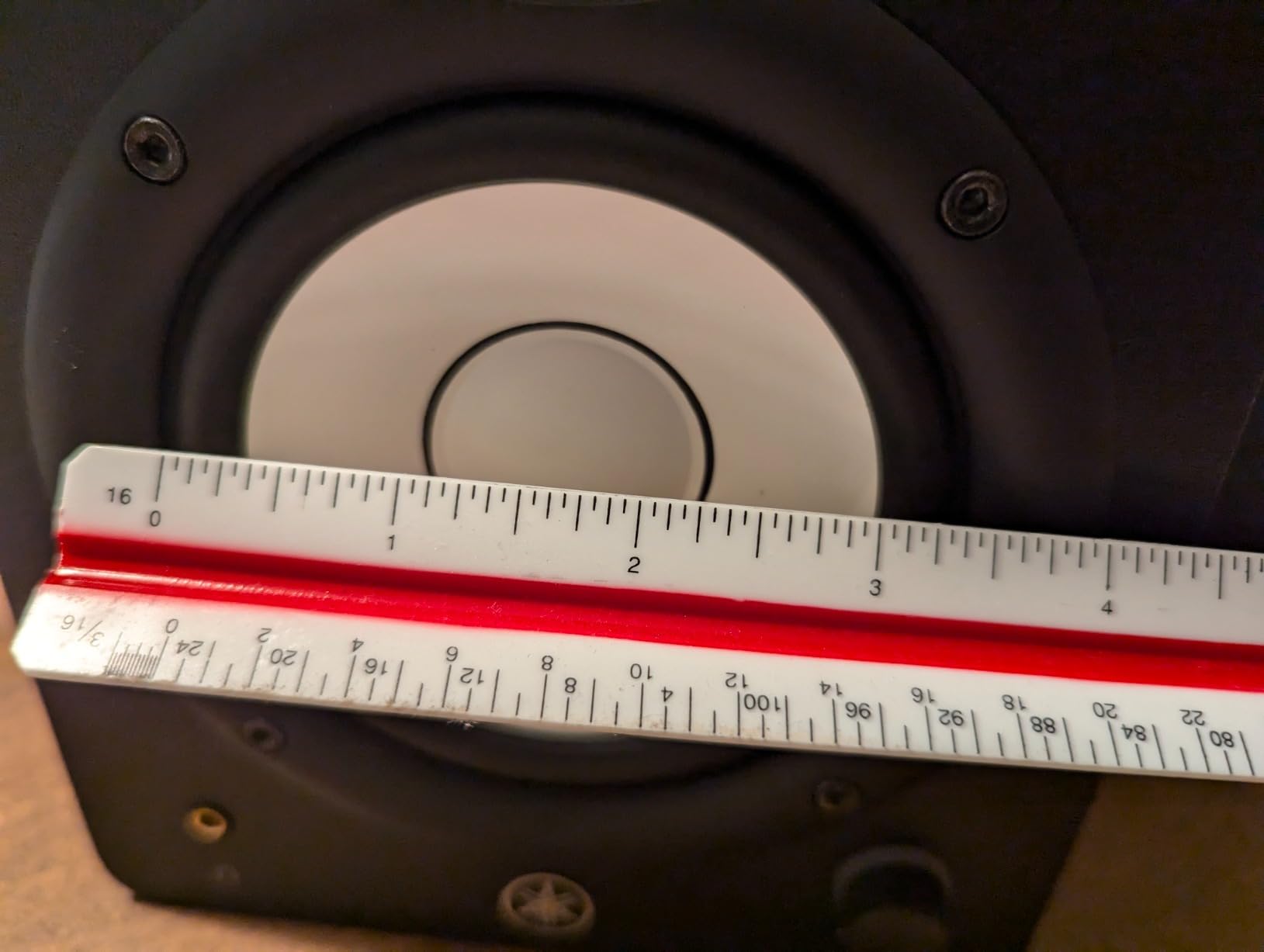 Yamaha HS4 Powered Studio Monitor in Black, Pair (HS4 B) customer photo 2