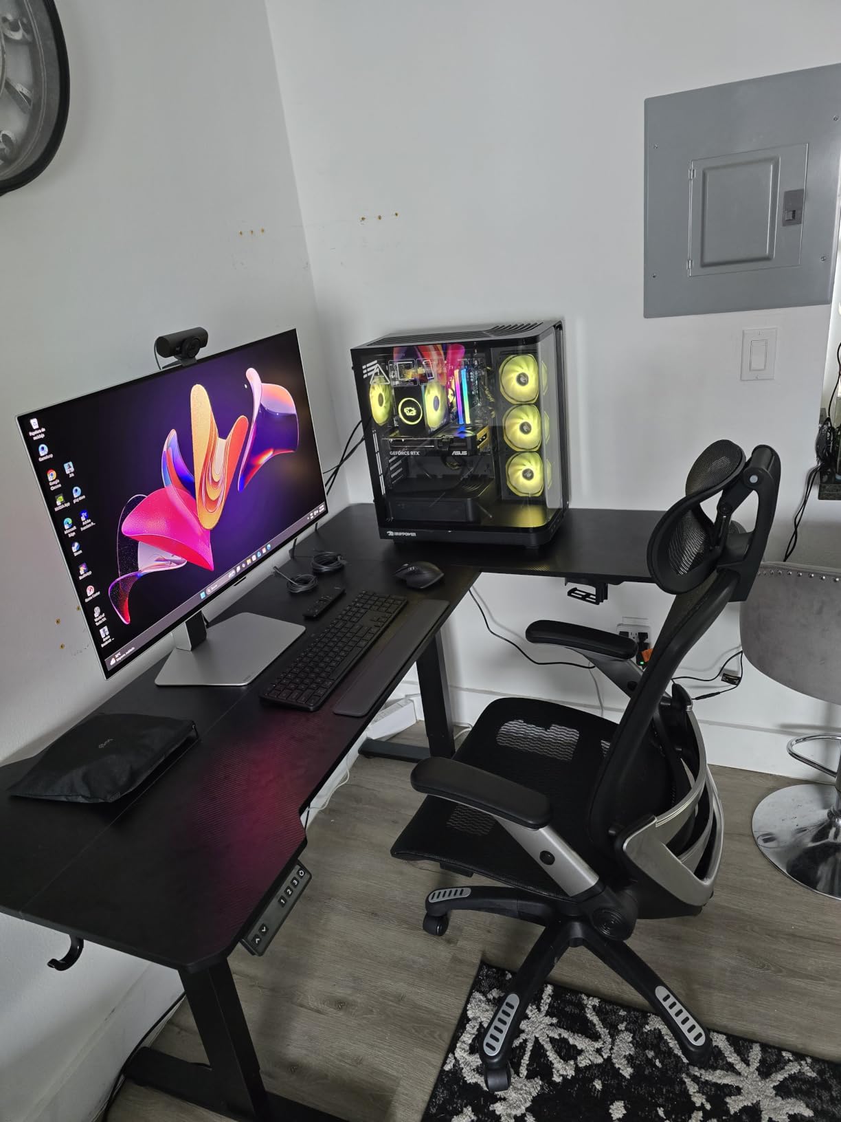 Acrolix L Shaped Electric Standing Desk,59x40 Reversible,Black Carbon customer photo 2