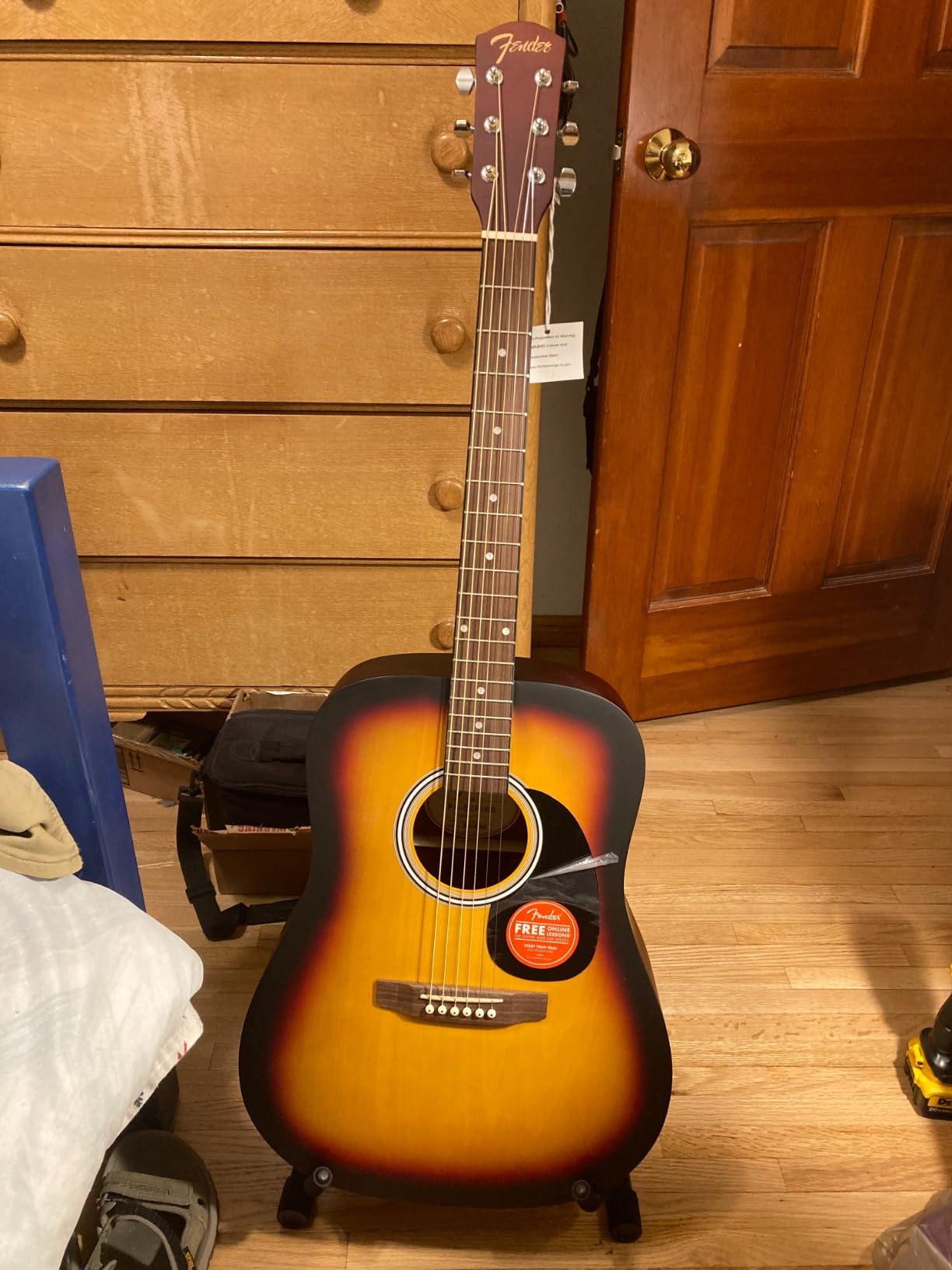 Fender FA-25 Dreadnought Acoustic Guitar, Beginner Guitar, with 2-Year Warranty, Includes Free Lessons, Natural customer photo 1