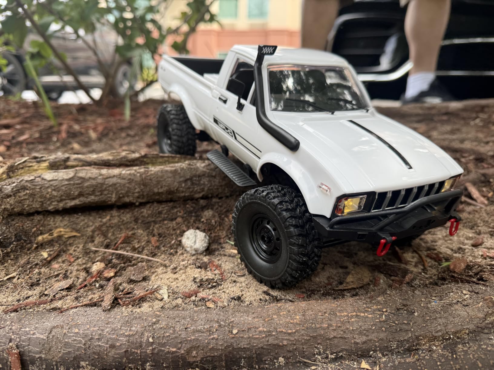 HLSFWDRIVE WPL C24-1 RC Rock Crawler RC Truck 4x4 1/16 Scale All Terrain customer photo 1