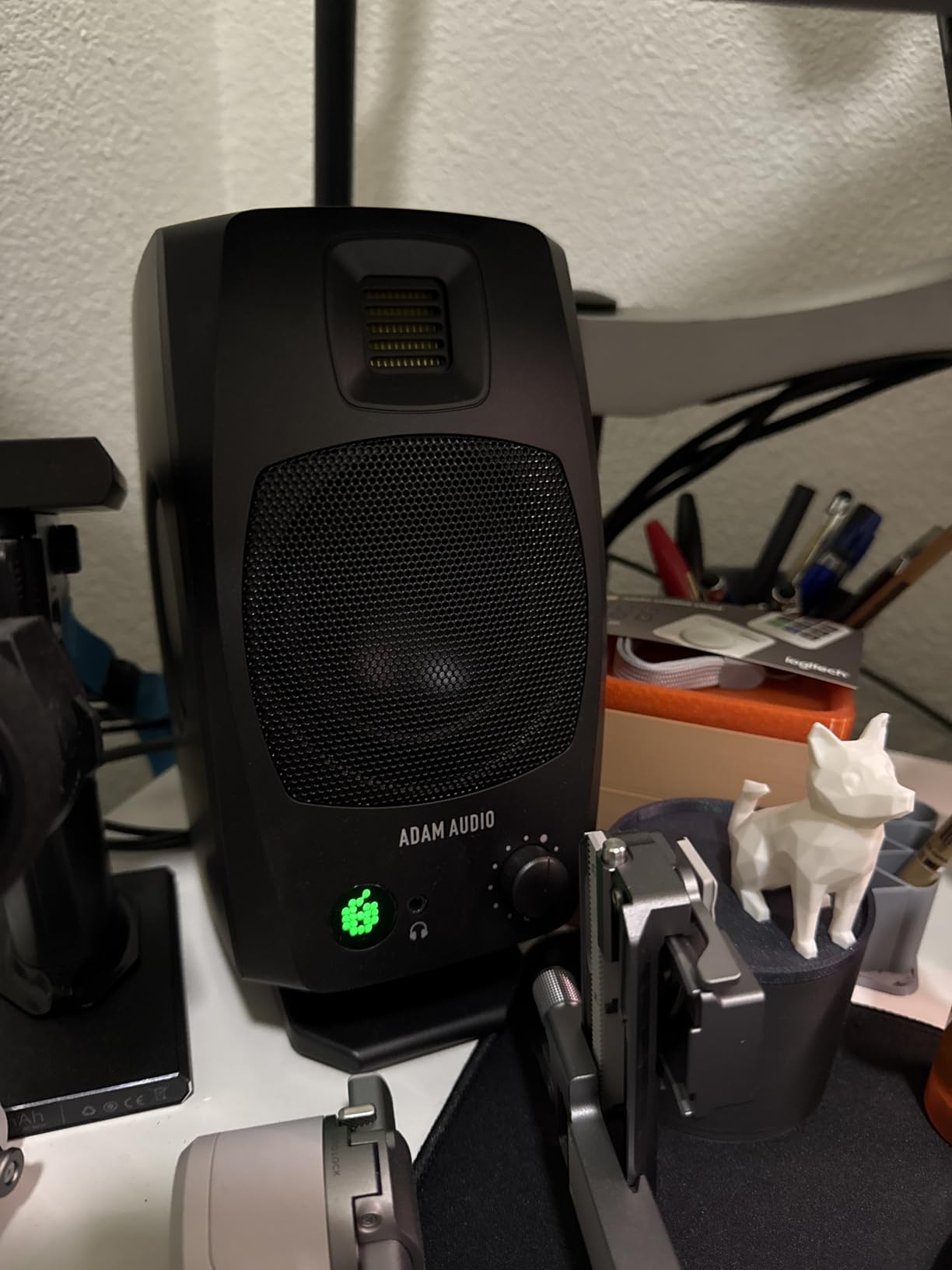 ADAM Audio D3V Active Desktop Studio Monitor Speakers - Black customer photo 2
