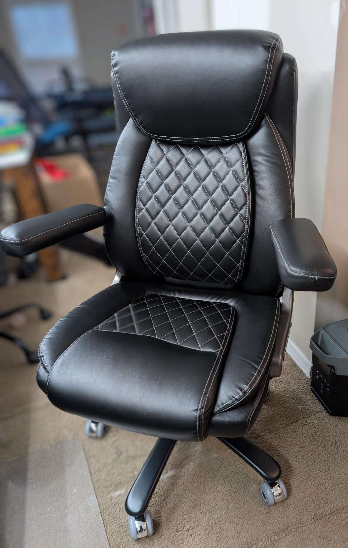 600LBS Large Heavy Duty Office Chair with 5D Flip Arms,Comfy Big and Tall Executive Office Desk Chair with Pocket Spring Cushion,High Back Computer Chair with Lumbar Support,Dual Rubber Wheel customer photo 1