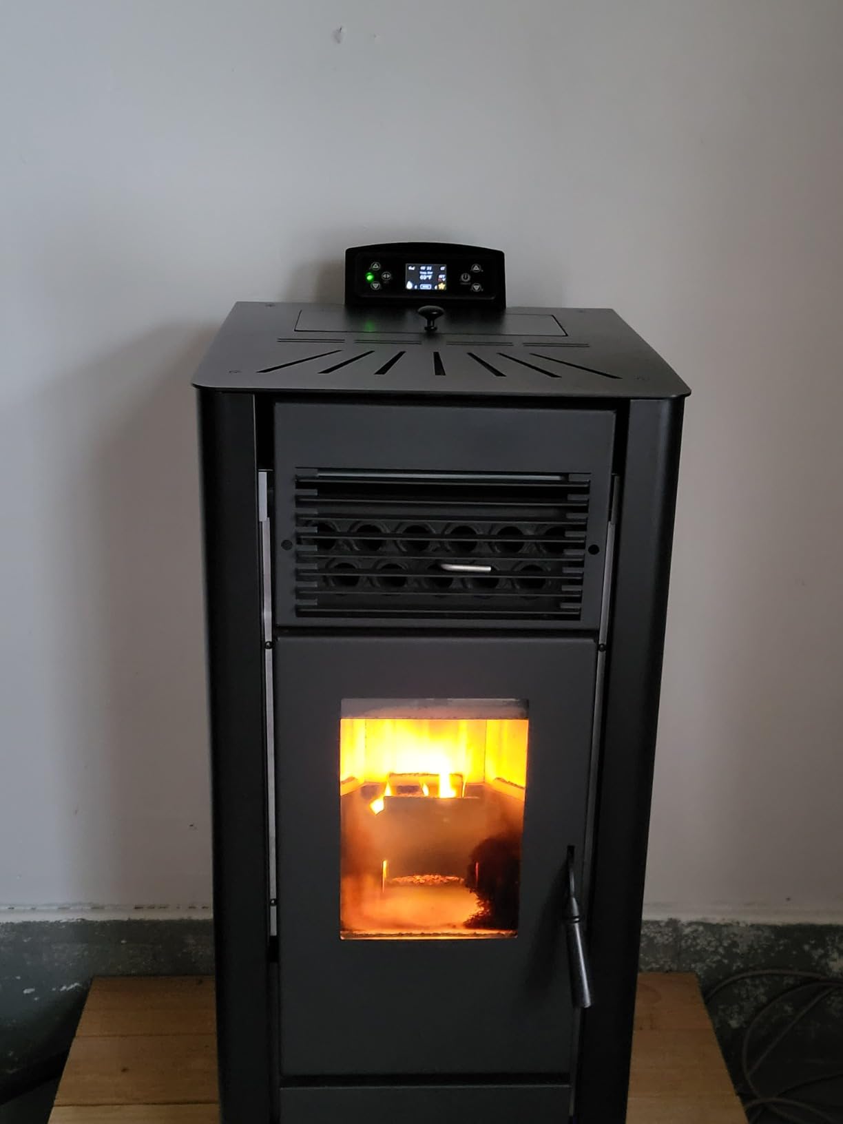 Freedom Stove PS21 Pellet Stove – Black Vintage | 24V Battery-Ready Backup, Stacked Heat Exchange Tubes, Touch/Remote/WiFi Control, 5-Year Warranty, DIY-Friendly Design customer photo 1