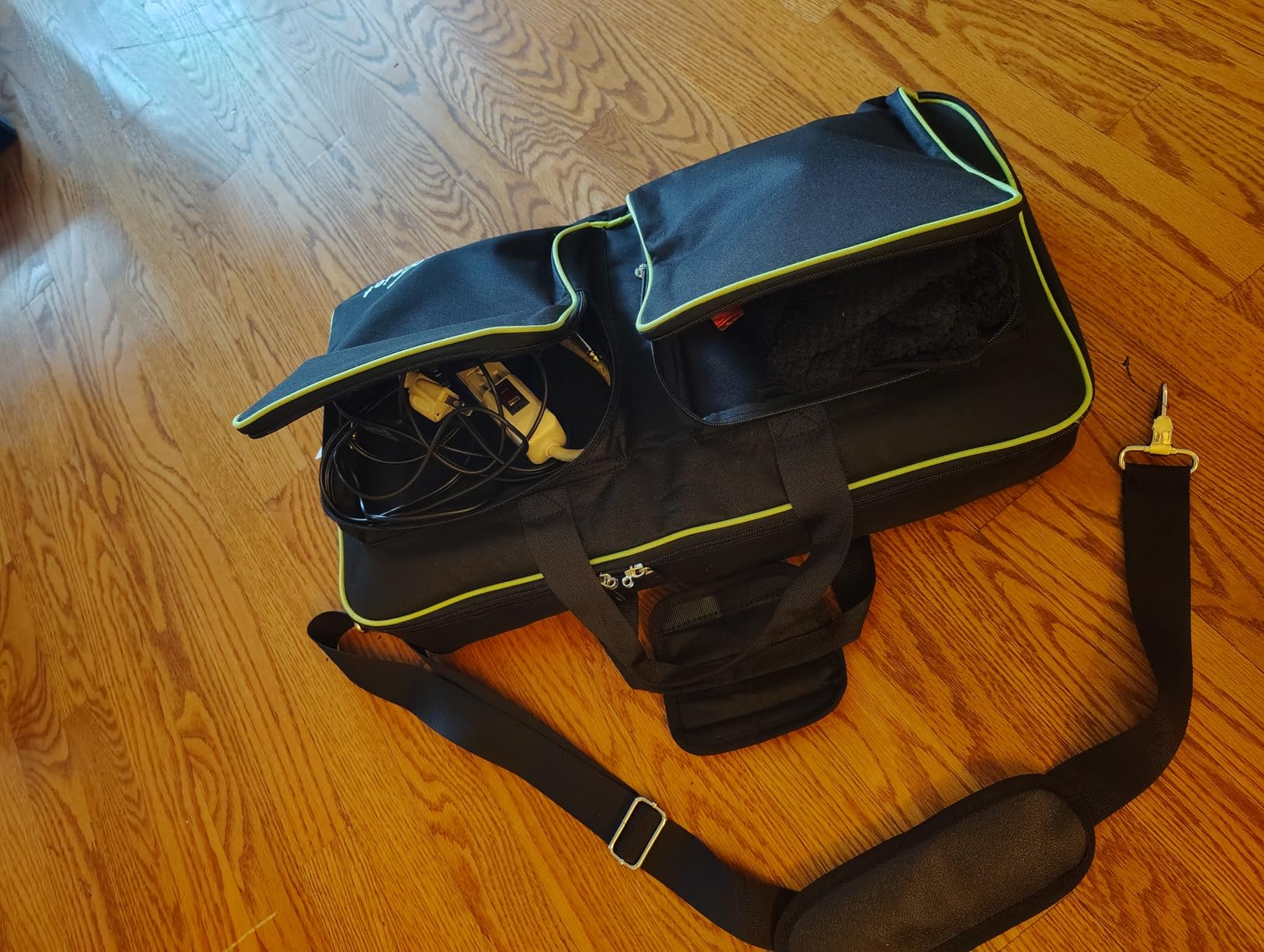 SNIGJAT DJ Controller Case for DDJ FLX4 / 400 / REV1 with 2 Front Pockets customer photo 1