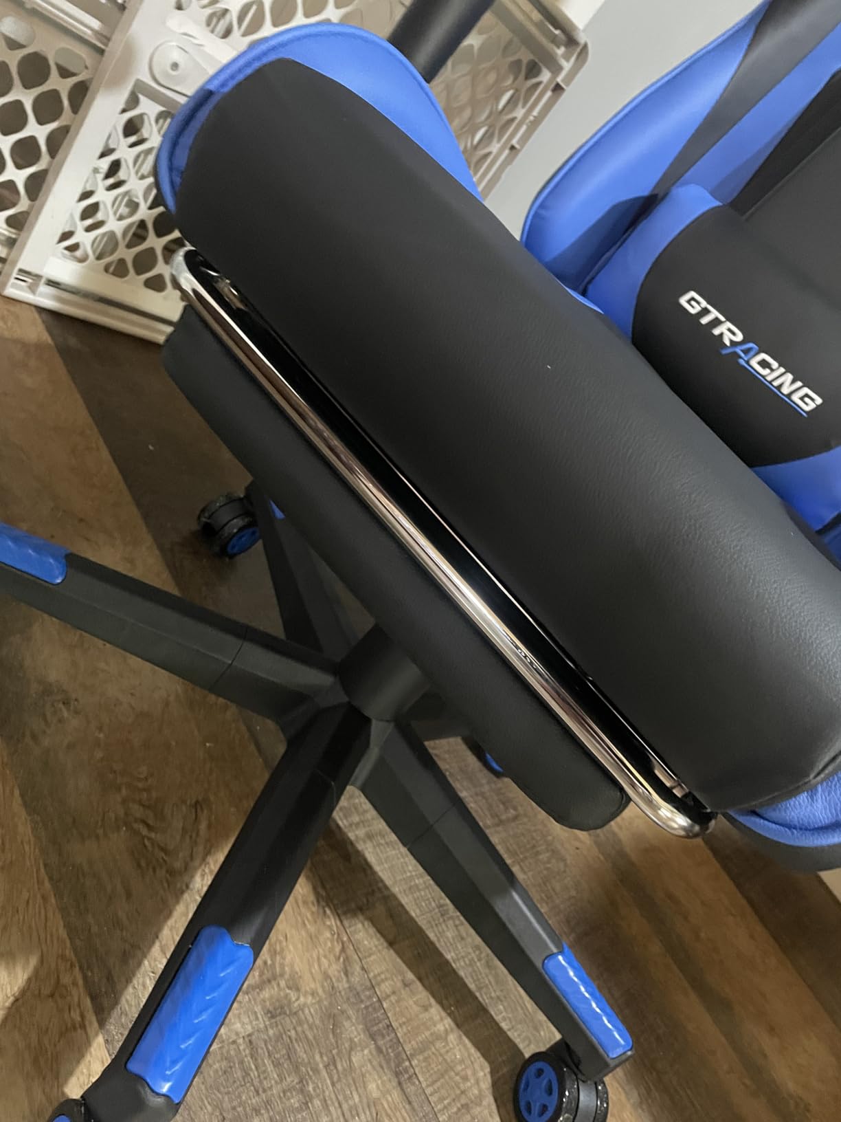 GTPLAYER Gaming Chair with Footrest, Ergonomic Computer Game Desk Chair, Reclining Gamer Chair Seat Height Adjustment, Swivel Rocker with Headrest and Lumbar (Gray) customer photo 2