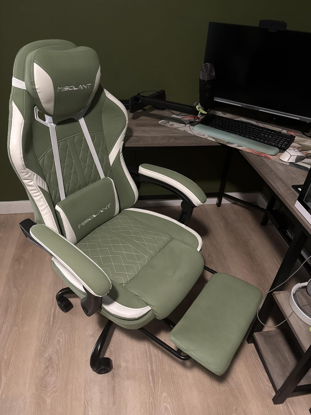 Misolant Gaming Chair, Fabric Gamer Chair with footrest for Adults, High Back Ergonomic Computer Game Chair with Adjustable Headrest and Massage Lumbar Support, 90-155° Recline Free, Green customer photo 1