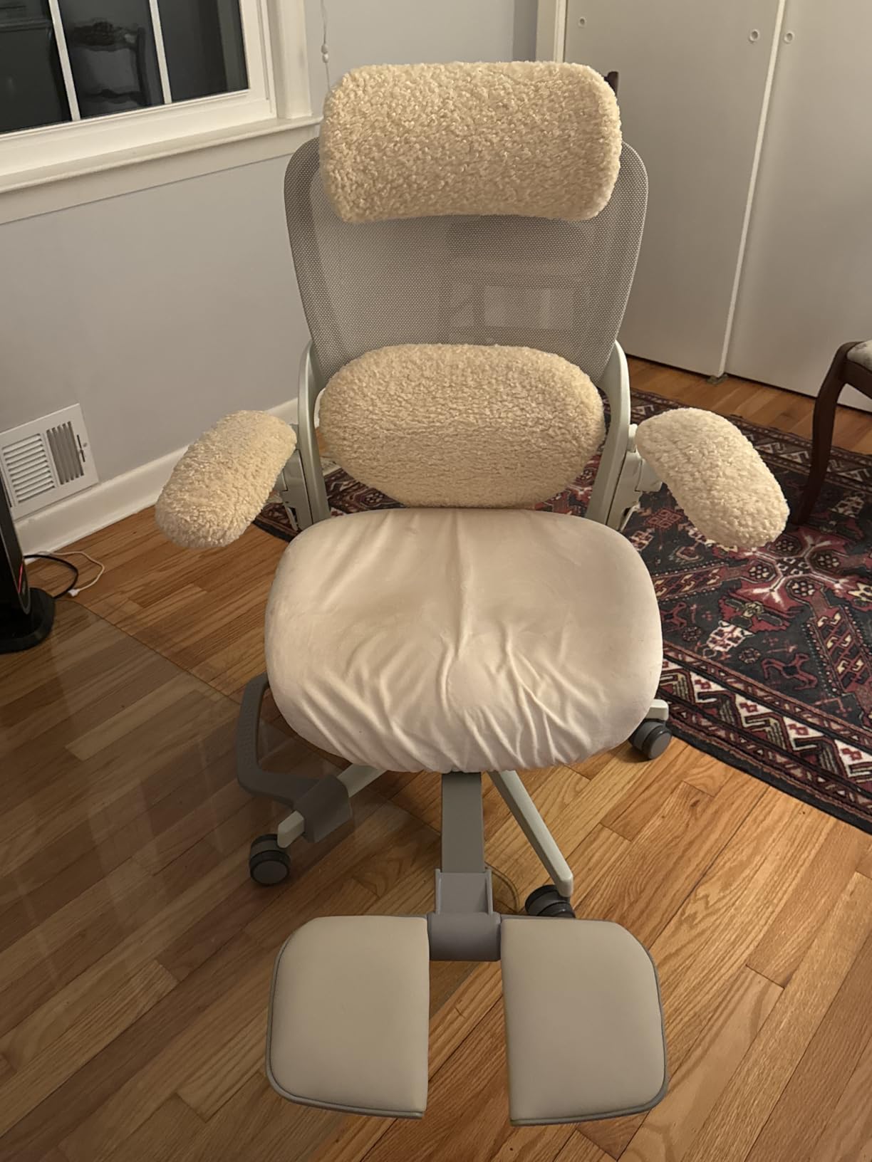 MUSSO E80 Muse Petite Ergonomic Office Chair for Women & Small Frames Pink customer photo 2