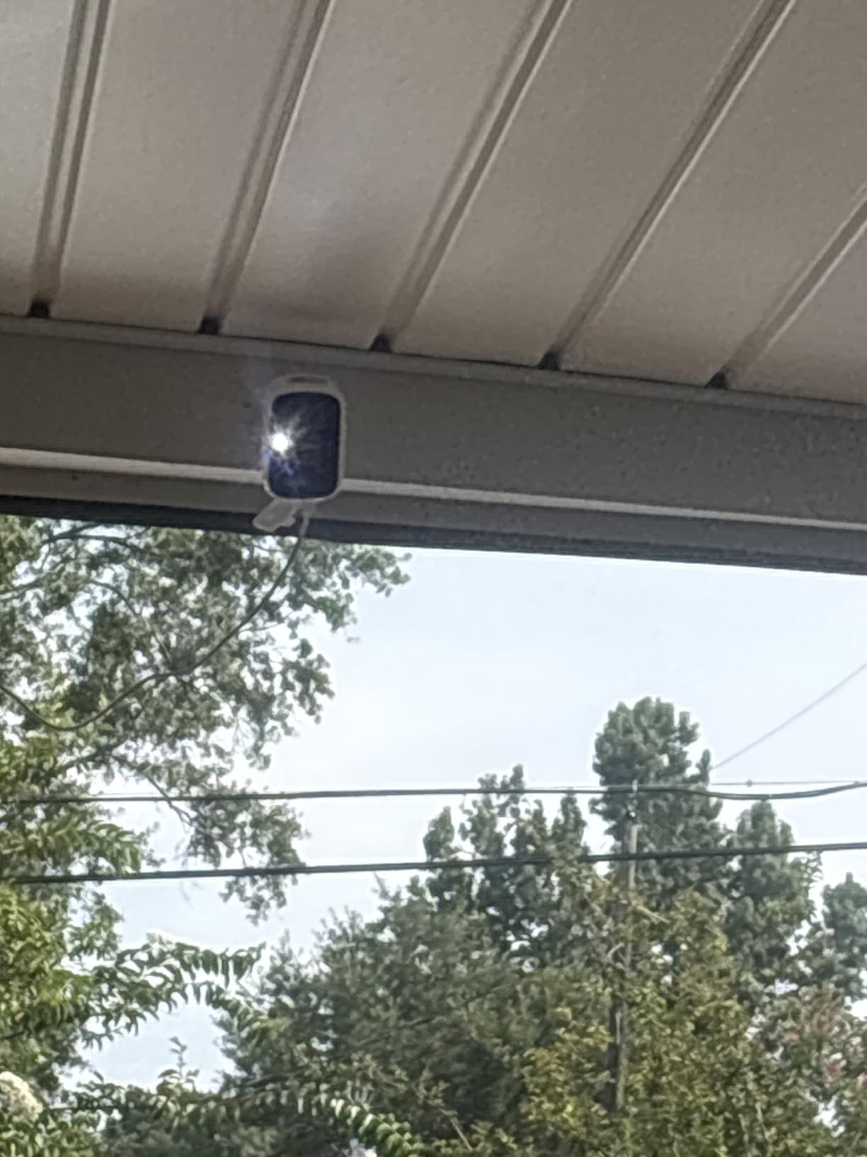 Hiseeu Solar Security Cameras Wireless Outdoor System, 8 Cam-Kit, Expandable to 10CH, No Monthly Fee, Solar-Powered, Home Security Cameras System with 4MP Color Night Vision, 2.4G & 5G WiFi, 1TB HDD customer photo 2