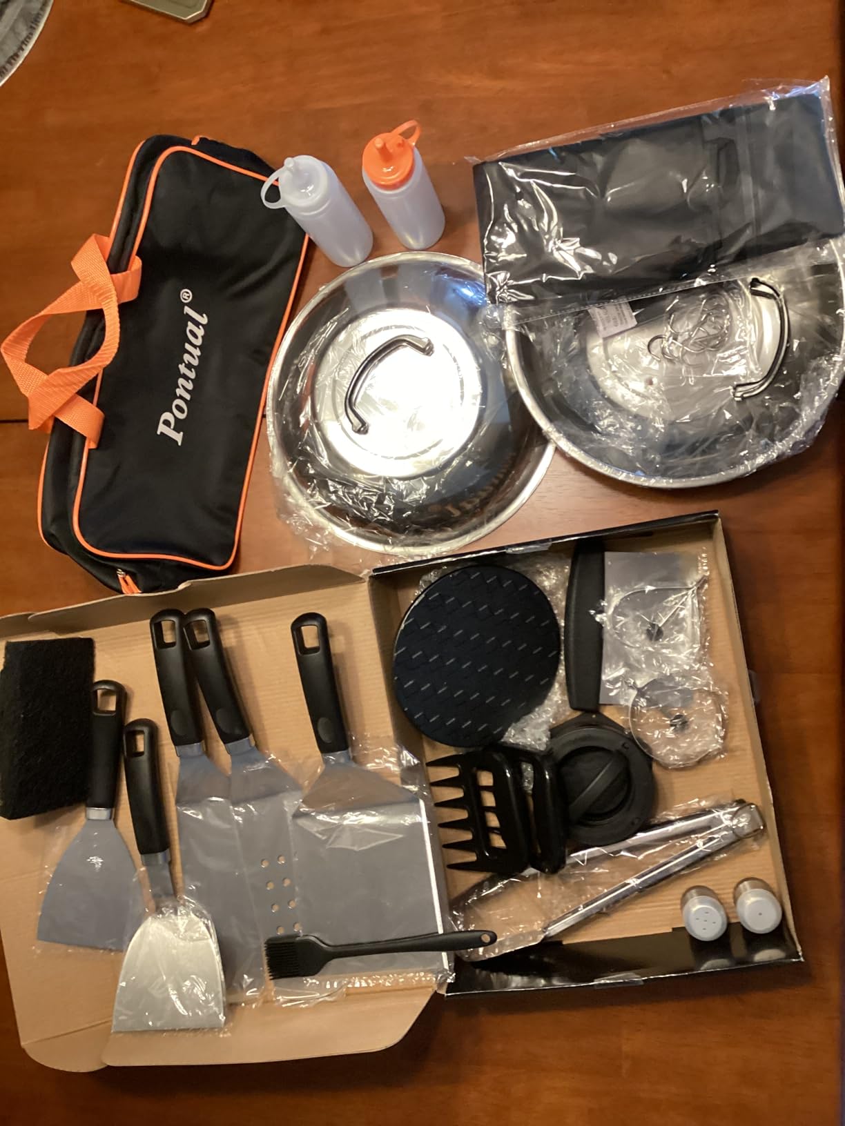 31PCS Griddle Accessories Kit for Blackstone, Flat Top Hibachi Grill Spatula Set with 2 Melting Domes, Burger Press, Patty Maker and Apron, Professional Teppanyaki Tools Gifts for Outdoor BBQ customer photo 1