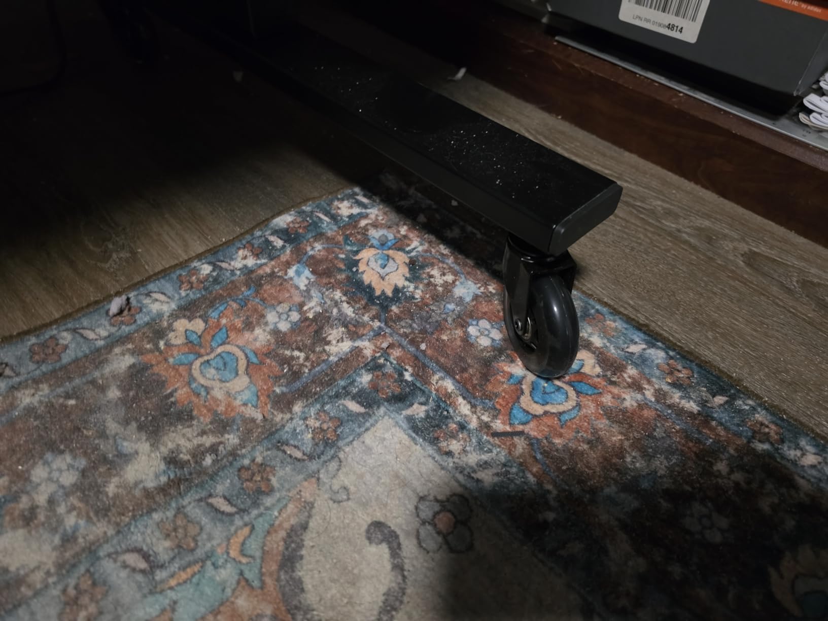 Black 60x28 in Electric Standing Desk, 1 Inch Thick Tabletop customer photo 1