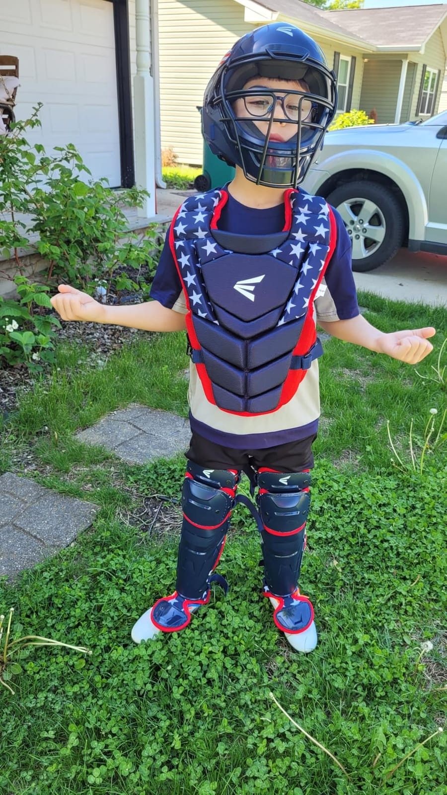 Easton | Black Magic 3.0 Youth Baseball Catcher Gear Set | Helmet, Chest Protector & Leg Guards | Multiple Sizes/Colors customer photo 2