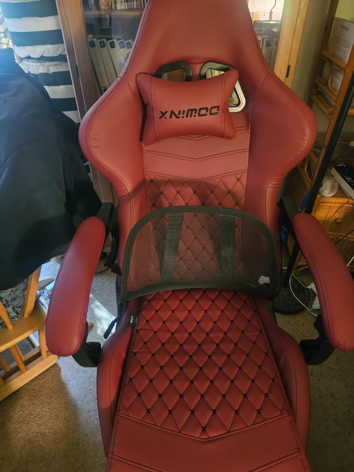 Dowinx Big and Tall Gaming Chair 400LBS, Ergonomic Computer Chair with Massage Lumbar Support & Footrest, High Back Comfortable Office & Gaming Chair with 4D Armrests, PU Leather, Black customer photo 1